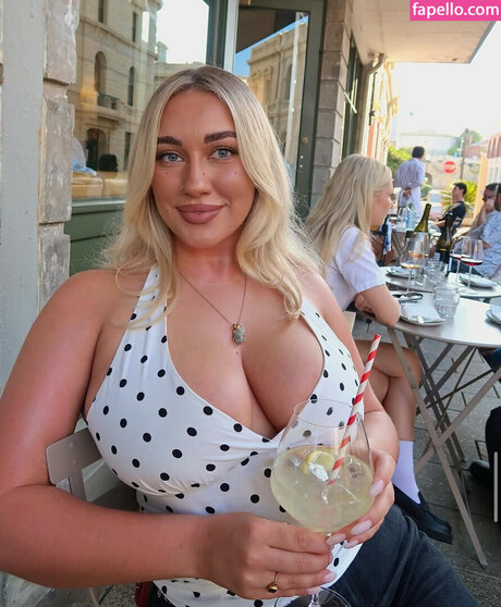 Foto desnuda filtrada de OnlyFans de Chloetharle