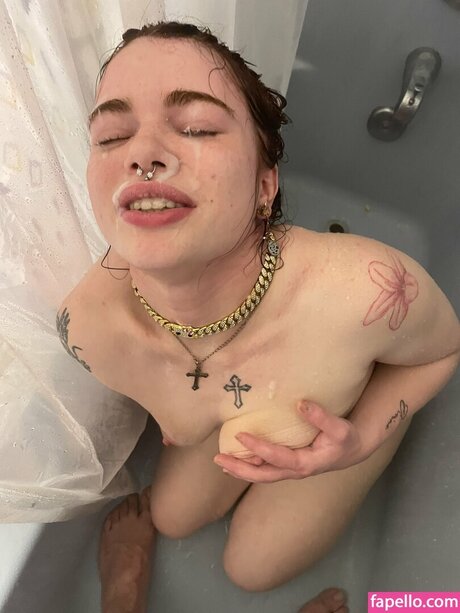Foto desnuda filtrada de OnlyFans de Grace Weller