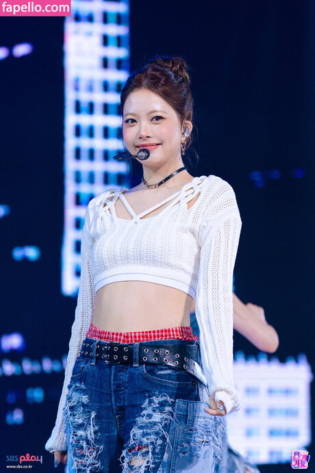 Hong Eunchae 홍은채