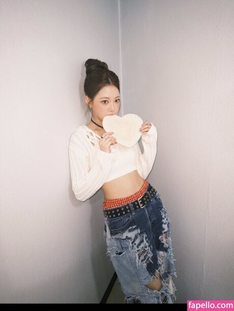 Hong Eunchae 홍은채