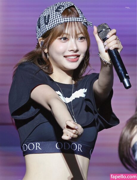 Hong Eunchae 홍은채