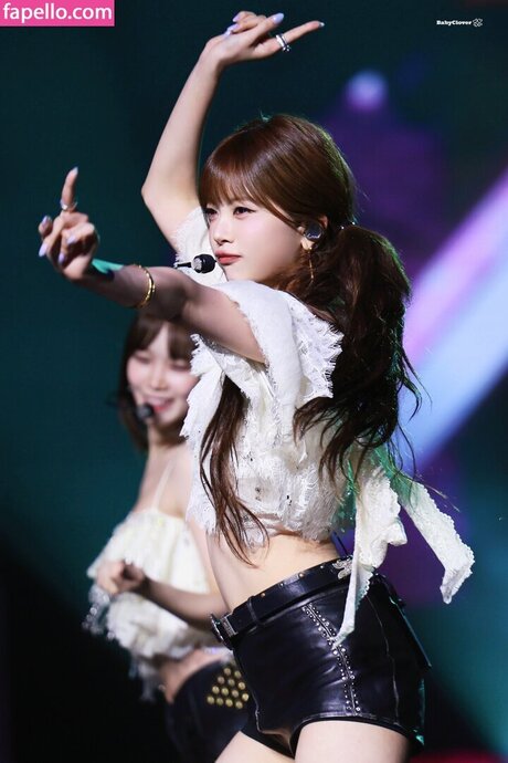 Hong Eunchae 홍은채