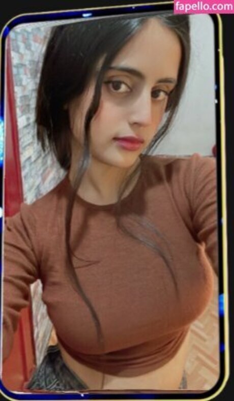 Foto desnuda filtrada de OnlyFans de Mandodari