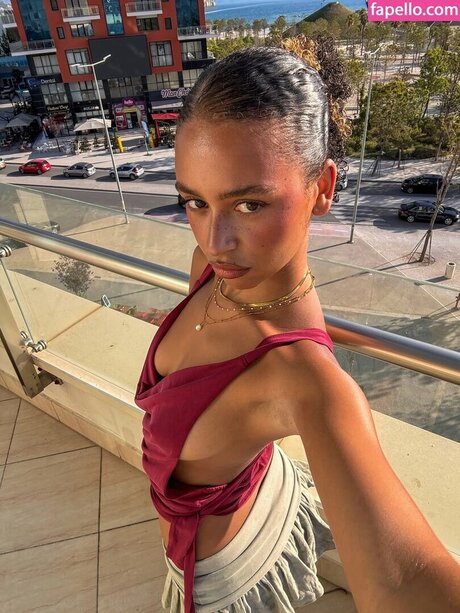 Foto desnuda filtrada de OnlyFans de Isseyobm