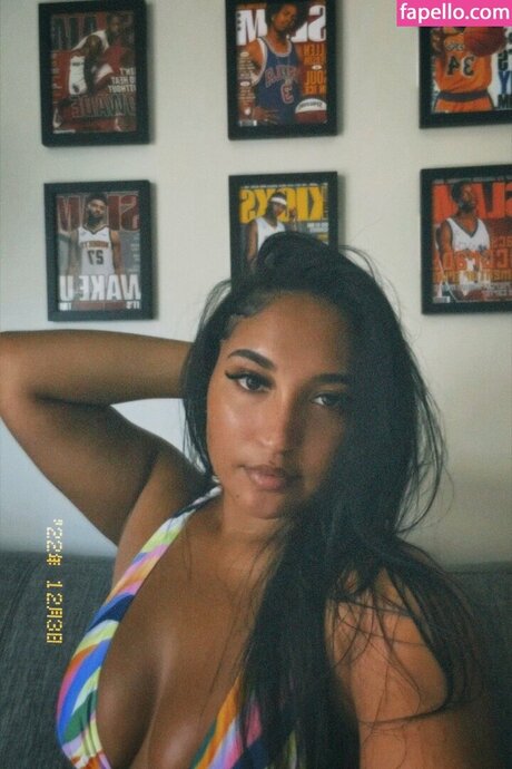 Foto desnuda filtrada de OnlyFans de Melanadavids