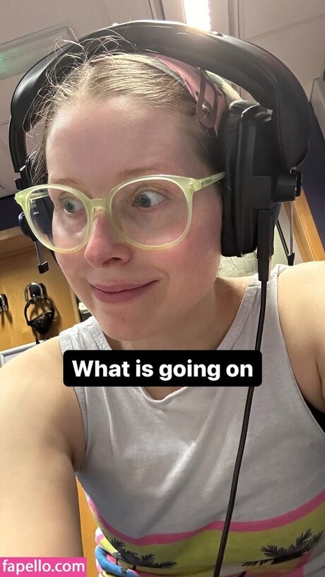 Foto desnuda filtrada de OnlyFans de Jessie Cave