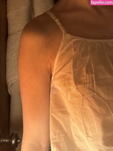 Foto desnuda filtrada de OnlyFans de Zoeplzshutup