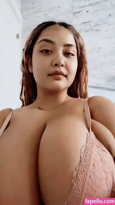 Foto desnuda filtrada de OnlyFans de Bhawana1914