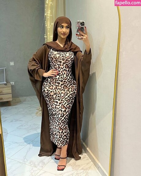 Foto desnuda filtrada de OnlyFans de Salma Moubah