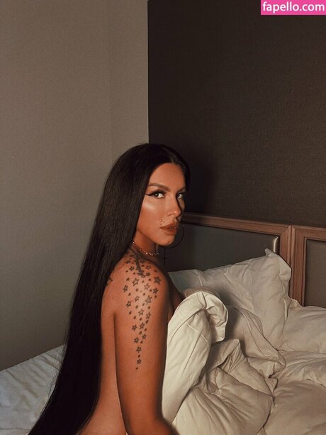 Foto desnuda filtrada de OnlyFans de Seka Aleksic