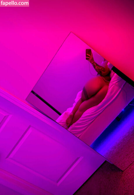 Foto desnuda filtrada de OnlyFans de Hannah Kaipat