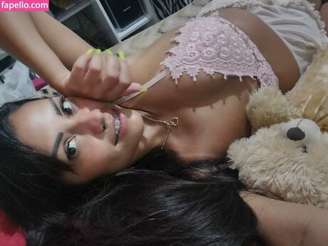 Foto desnuda filtrada de OnlyFans de Renatinhaninfo1