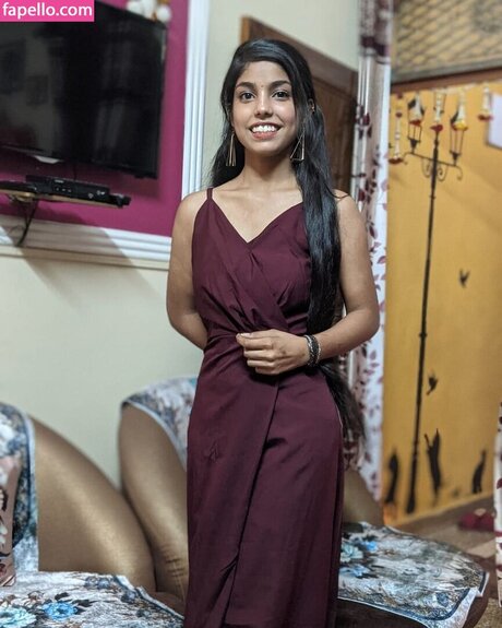 Foto desnuda filtrada de OnlyFans de Seema Sharma