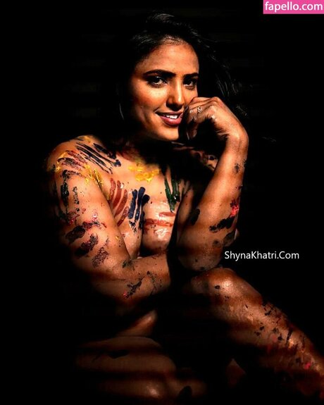 Foto desnuda filtrada de OnlyFans de Shyna Khatri