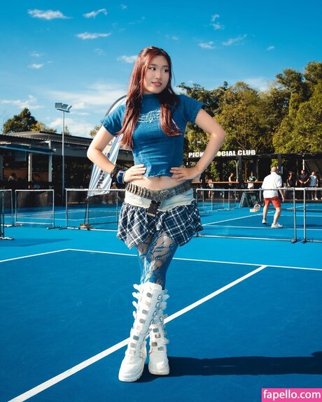 Claudia Tan