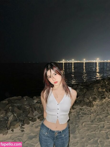 Foto desnuda filtrada de OnlyFans de Leonazhen