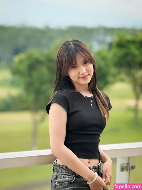 Foto desnuda filtrada de OnlyFans de Leonazhen