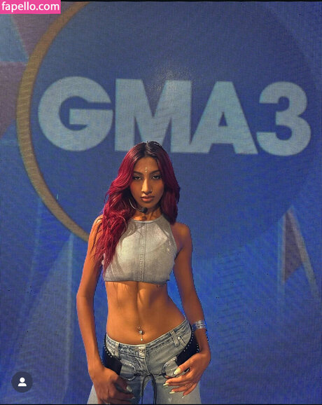 Foto desnuda filtrada de OnlyFans de Lara Raj