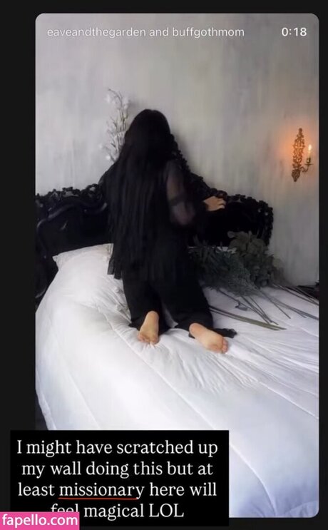 Foto desnuda filtrada de OnlyFans de Buffgothmom