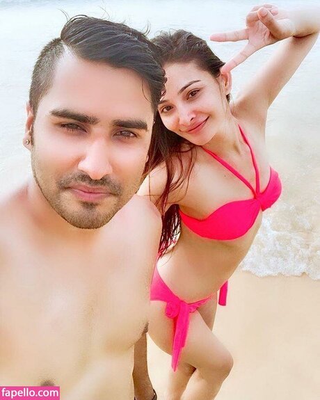 Foto desnuda filtrada de OnlyFans de Renuca Singh Thakuri