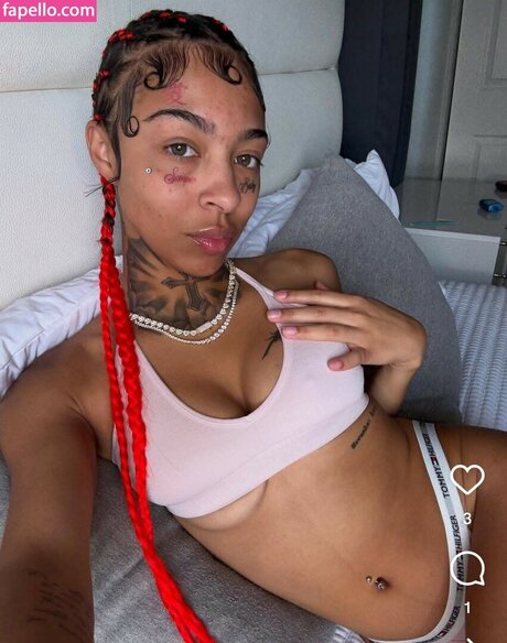 Foto desnuda filtrada de OnlyFans de Imscorpiobaby