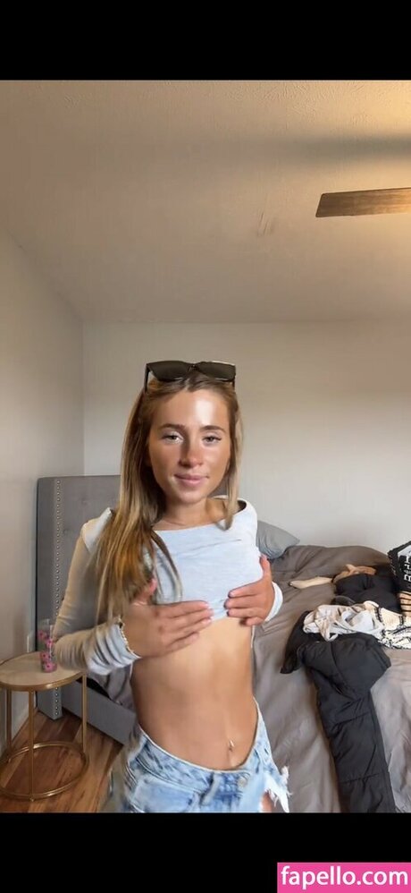 Foto desnuda filtrada de OnlyFans de Livromanoo