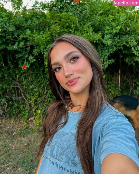 Foto desnuda filtrada de OnlyFans de Katie Thompson