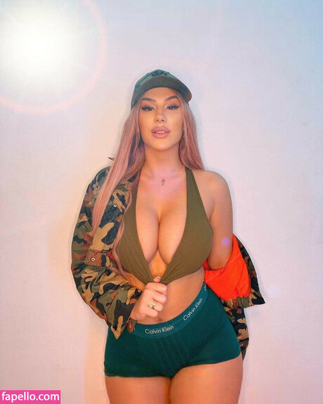 Foto desnuda filtrada de OnlyFans de Fannyapplepie