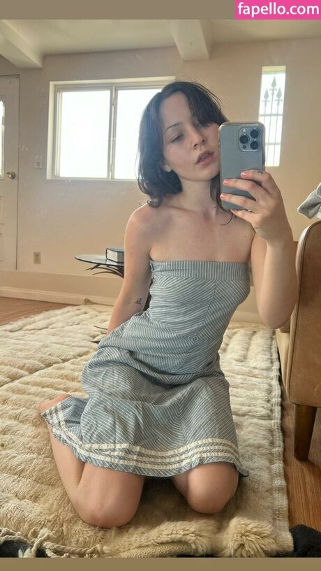 Foto desnuda filtrada de OnlyFans de Ella Woolsey