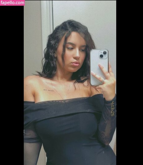 Foto desnuda filtrada de OnlyFans de Sierra Elizabeth