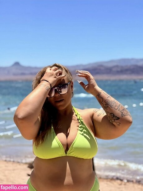 Foto desnuda filtrada de OnlyFans de Mikayla Shea