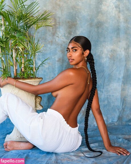 Jasmine Chola