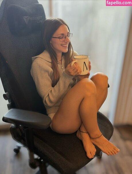 Foto desnuda filtrada de OnlyFans de Mazikeengme