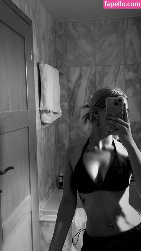 Foto desnuda filtrada de OnlyFans de Neea Kuosmanen