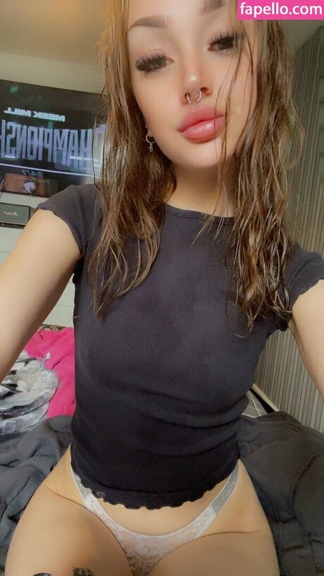 Foto desnuda filtrada de OnlyFans de Daddysgirlx69