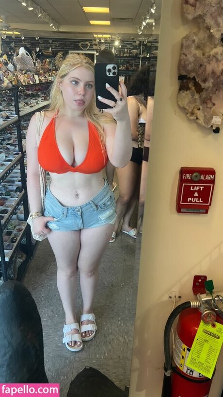 Sadie Stone