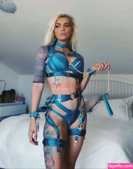 Ella Dvornik