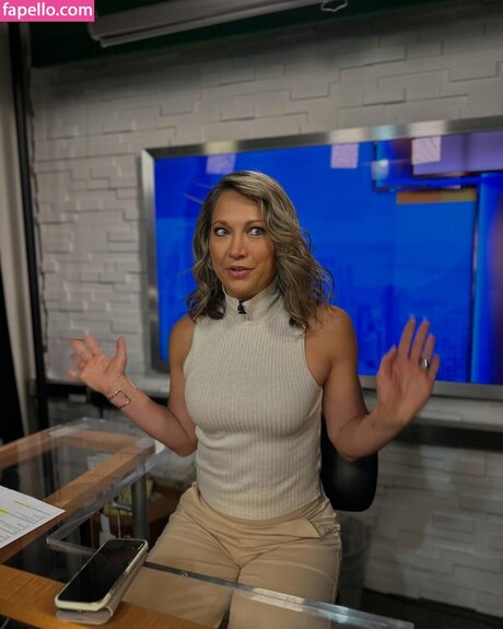 Foto desnuda filtrada de OnlyFans de Ginger Zee