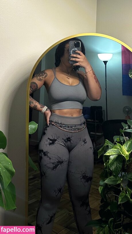 Foto desnuda filtrada de OnlyFans de Artlessspace
