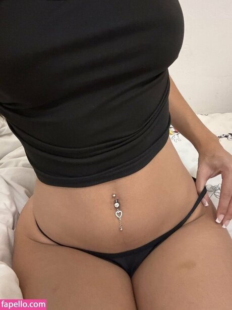 Foto desnuda filtrada de OnlyFans de Iisexylatina