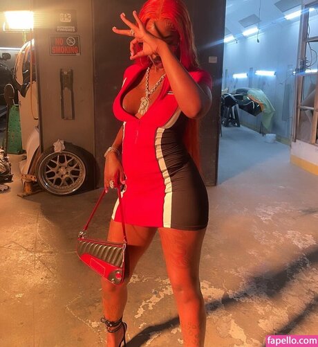 Sexxy Red