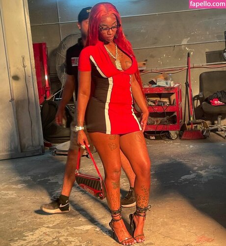 Sexxy Red