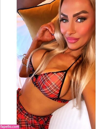 Foto desnuda filtrada de OnlyFans de Alieshacb