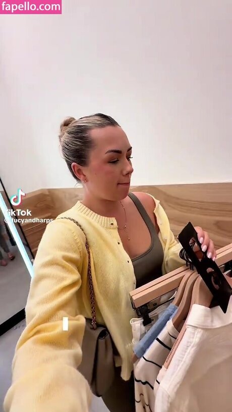 Foto desnuda filtrada de OnlyFans de Lucy Claire