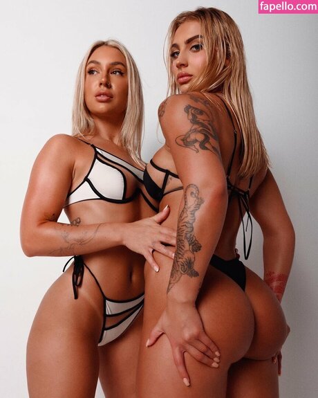 Foto desnuda filtrada de OnlyFans de Hbro And Johnny