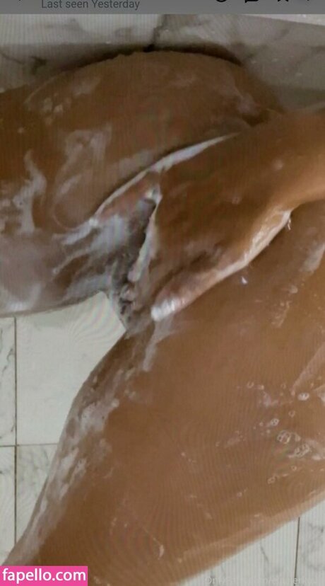 Foto desnuda filtrada de OnlyFans de Elajerkovic
