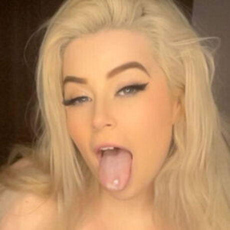 Foto desnuda filtrada de OnlyFans de Amelia Skye