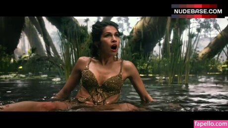 Foto desnuda filtrada de OnlyFans de Elodie Yung