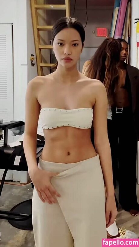 Foto desnuda filtrada de OnlyFans de Sunjos Asmr