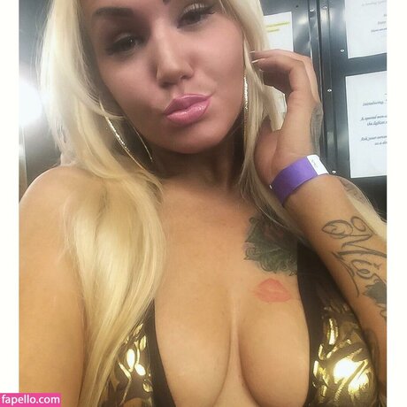 Foto desnuda filtrada de OnlyFans de Trinaleigh